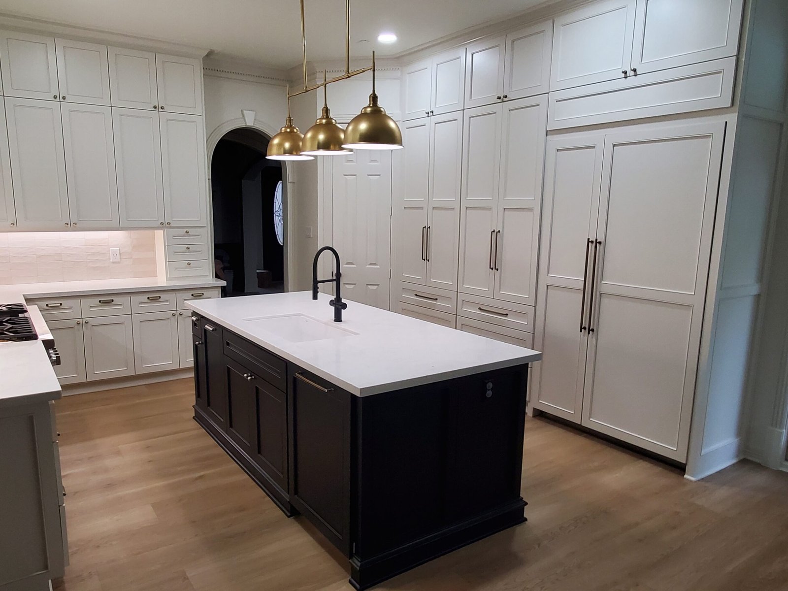 Modern remodeled kitchen showing the final result of a kitchen remodel timeline in The Woodlands
